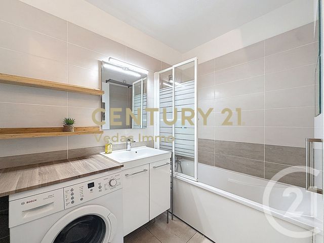 Appartement F2 à vendre - 2 pièces - 52.2 m2 - ST JEAN DE VEDAS - 34 - LANGUEDOC-ROUSSILLON - Century 21 Védas Immo