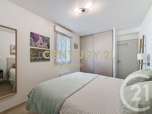 Appartement F2 à vendre - 2 pièces - 52.2 m2 - ST JEAN DE VEDAS - 34 - LANGUEDOC-ROUSSILLON - Century 21 Védas Immo
