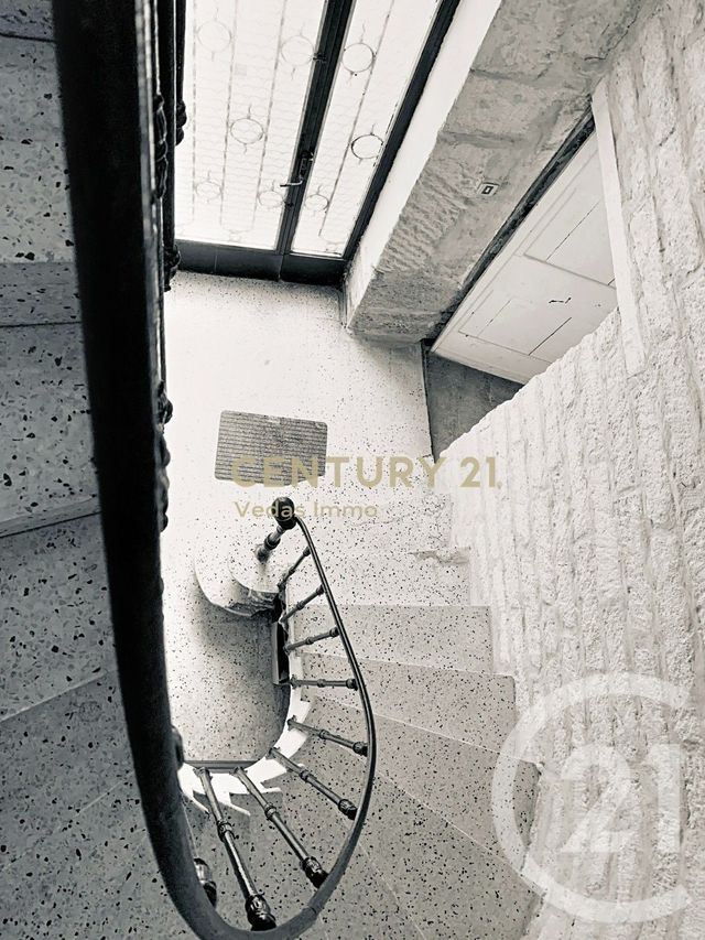 maison à louer - 3 pièces - 110.0 m2 - ST JEAN DE VEDAS - 34 - LANGUEDOC-ROUSSILLON - Century 21 Védas Immo