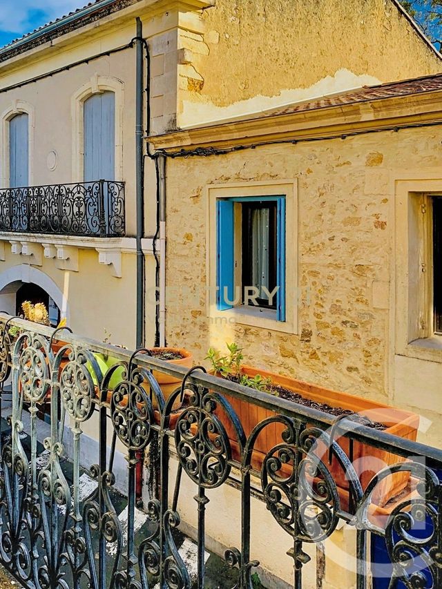 maison à louer - 3 pièces - 110.0 m2 - ST JEAN DE VEDAS - 34 - LANGUEDOC-ROUSSILLON - Century 21 Védas Immo