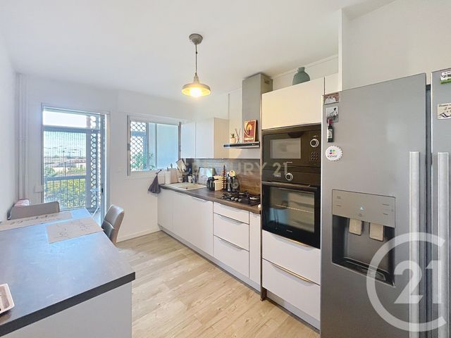 Appartement T3 à louer - 3 pièces - 61.73 m2 - MONTPELLIER - 34 - LANGUEDOC-ROUSSILLON - Century 21 Védas Immo
