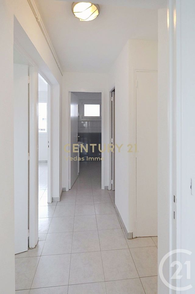 Appartement F4 à louer - 4 pièces - 72.7 m2 - LATTES - 34 - LANGUEDOC-ROUSSILLON - Century 21 Védas Immo