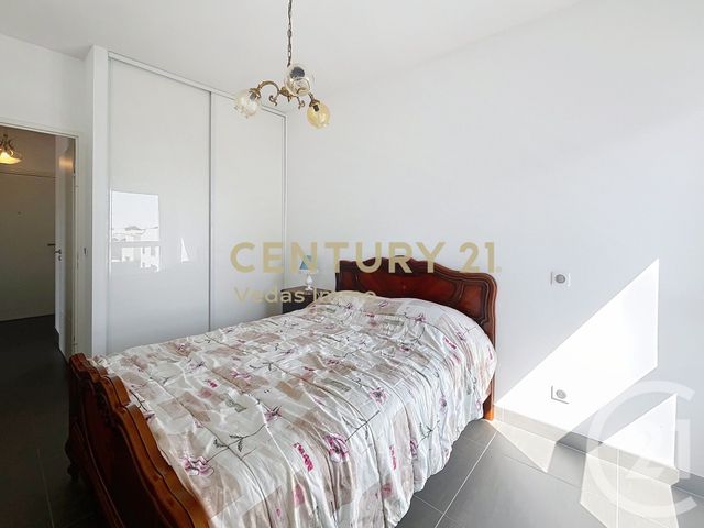 Appartement F3 à louer - 3 pièces - 60.4 m2 - ST JEAN DE VEDAS - 34 - LANGUEDOC-ROUSSILLON - Century 21 Védas Immo
