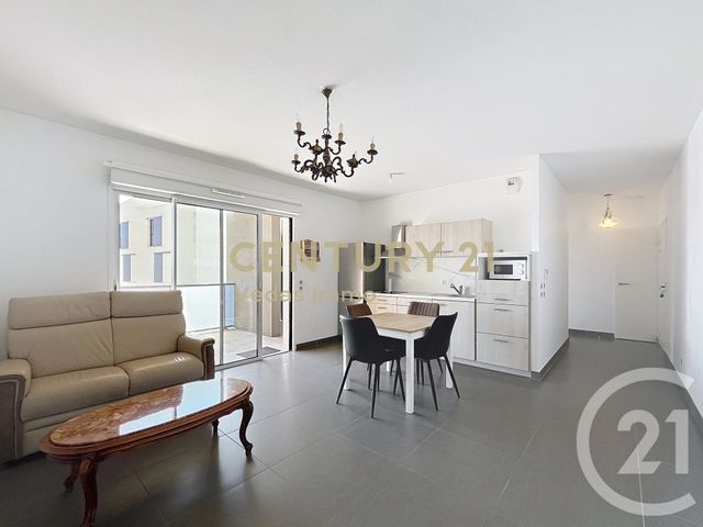 Appartement F3 à louer - 3 pièces - 60.4 m2 - ST JEAN DE VEDAS - 34 - LANGUEDOC-ROUSSILLON - Century 21 Védas Immo