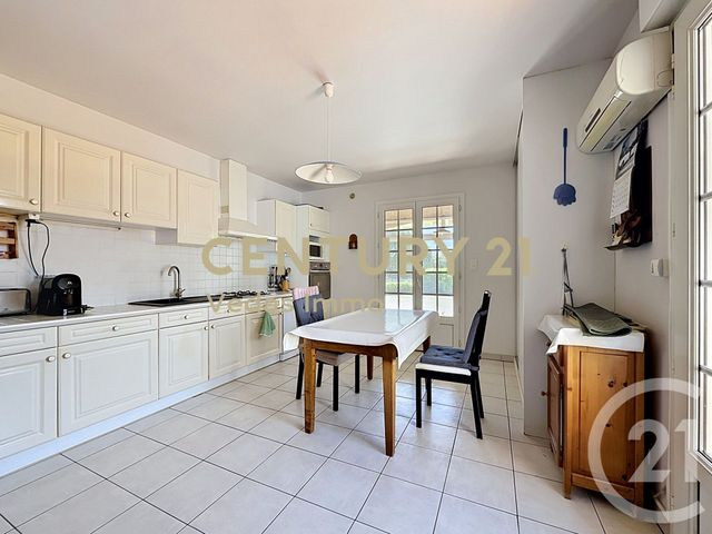 maison à vendre - 6 pièces - 184.1 m2 - FABREGUES - 34 - LANGUEDOC-ROUSSILLON - Century 21 Védas Immo