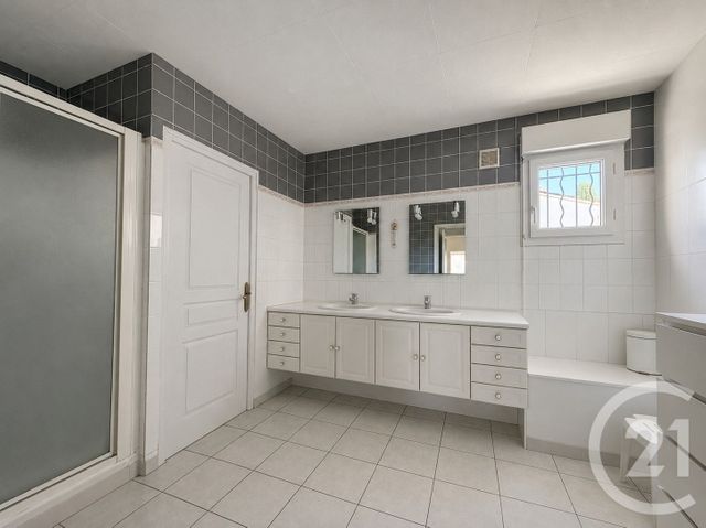 maison à vendre - 6 pièces - 184.1 m2 - FABREGUES - 34 - LANGUEDOC-ROUSSILLON - Century 21 Védas Immo