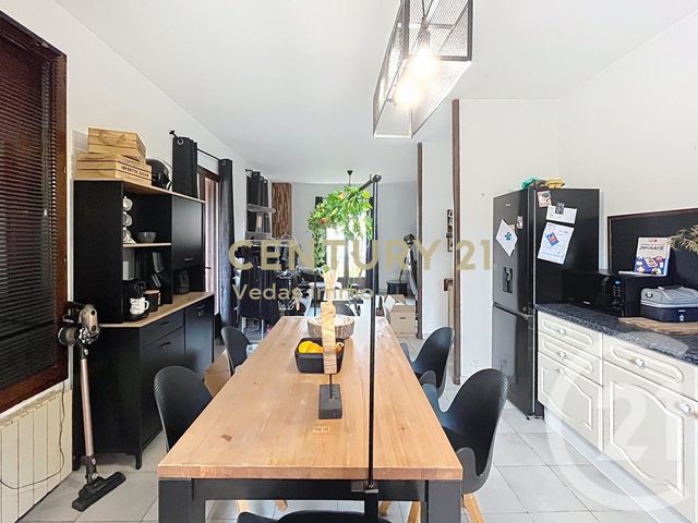 Appartement F2 à louer - 2 pièces - 65.26 m2 - ST JEAN DE VEDAS - 34 - LANGUEDOC-ROUSSILLON - Century 21 Védas Immo