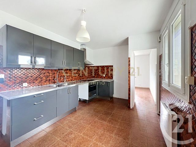 Appartement F5 à louer LATTES