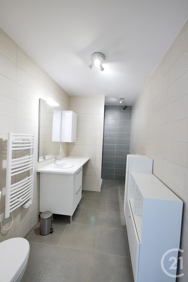 Appartement F2 à vendre - 2 pièces - 46.0 m2 - ST JEAN DE VEDAS - 34 - LANGUEDOC-ROUSSILLON - Century 21 Védas Immo