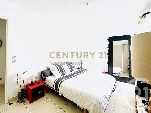 Appartement F2 à louer - 2 pièces - 42.15 m2 - ST JEAN DE VEDAS - 34 - LANGUEDOC-ROUSSILLON - Century 21 Védas Immo