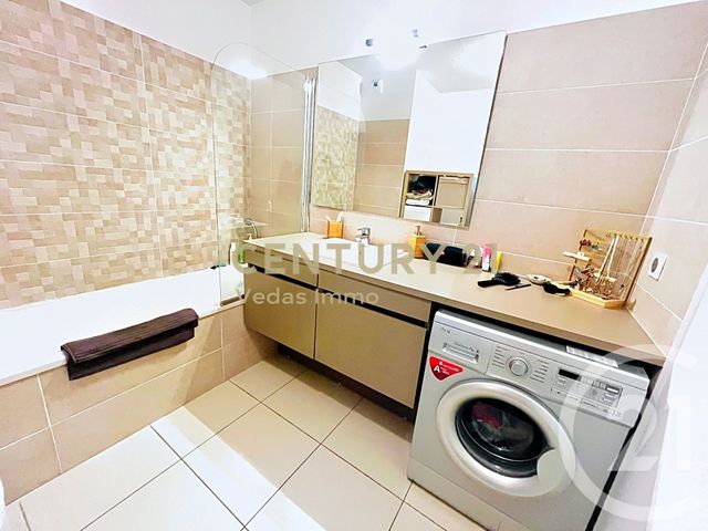 Appartement F2 à louer - 2 pièces - 42.15 m2 - ST JEAN DE VEDAS - 34 - LANGUEDOC-ROUSSILLON - Century 21 Védas Immo