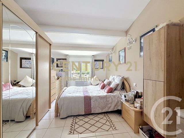 maison à vendre - 6 pièces - 125.8 m2 - GIGEAN - 34 - LANGUEDOC-ROUSSILLON - Century 21 Védas Immo