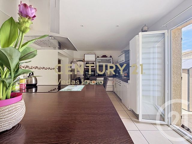 maison à vendre - 6 pièces - 125.8 m2 - GIGEAN - 34 - LANGUEDOC-ROUSSILLON - Century 21 Védas Immo
