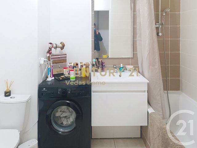 Appartement F2 à louer - 2 pièces - 41.15 m2 - ST JEAN DE VEDAS - 34 - LANGUEDOC-ROUSSILLON - Century 21 Védas Immo