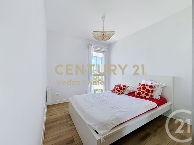 Appartement F4 à vendre - 4 pièces - 80.0 m2 - FABREGUES - 34 - LANGUEDOC-ROUSSILLON - Century 21 Védas Immo