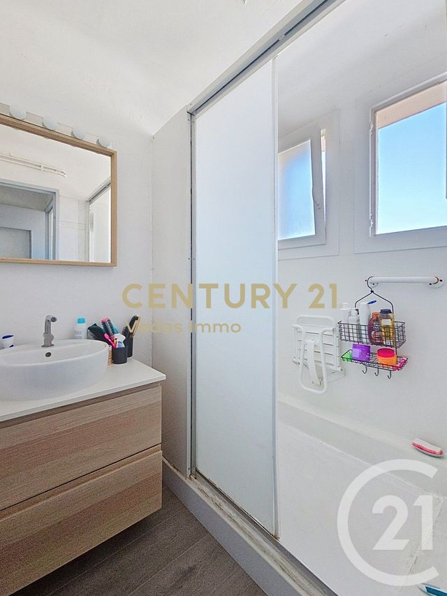 Appartement F3 à vendre - 3 pièces - 74.41 m2 - MONTPELLIER - 34 - LANGUEDOC-ROUSSILLON - Century 21 Védas Immo