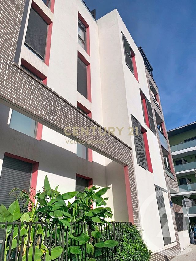 Appartement F2 à louer - 2 pièces - 39.7 m2 - ST JEAN DE VEDAS - 34 - LANGUEDOC-ROUSSILLON - Century 21 Védas Immo