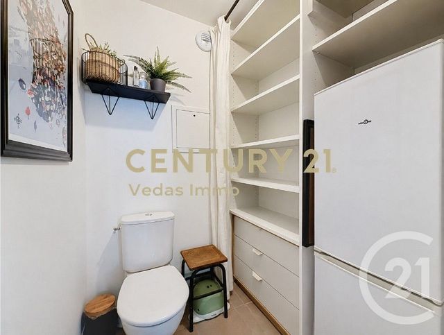 Appartement F4 à vendre - 4 pièces - 82.4 m2 - ST JEAN DE VEDAS - 34 - LANGUEDOC-ROUSSILLON - Century 21 Védas Immo