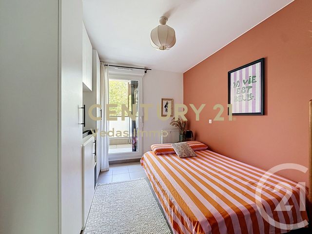 Appartement F4 à vendre - 4 pièces - 82.4 m2 - ST JEAN DE VEDAS - 34 - LANGUEDOC-ROUSSILLON - Century 21 Védas Immo