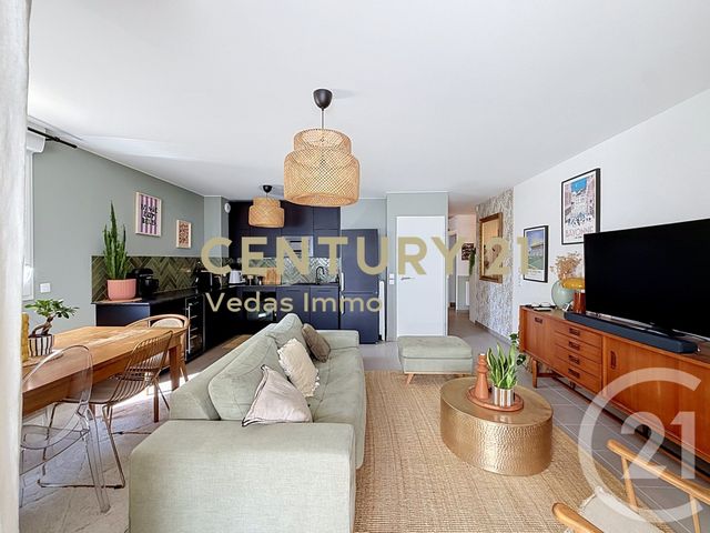 Appartement F4 à vendre ST JEAN DE VEDAS
