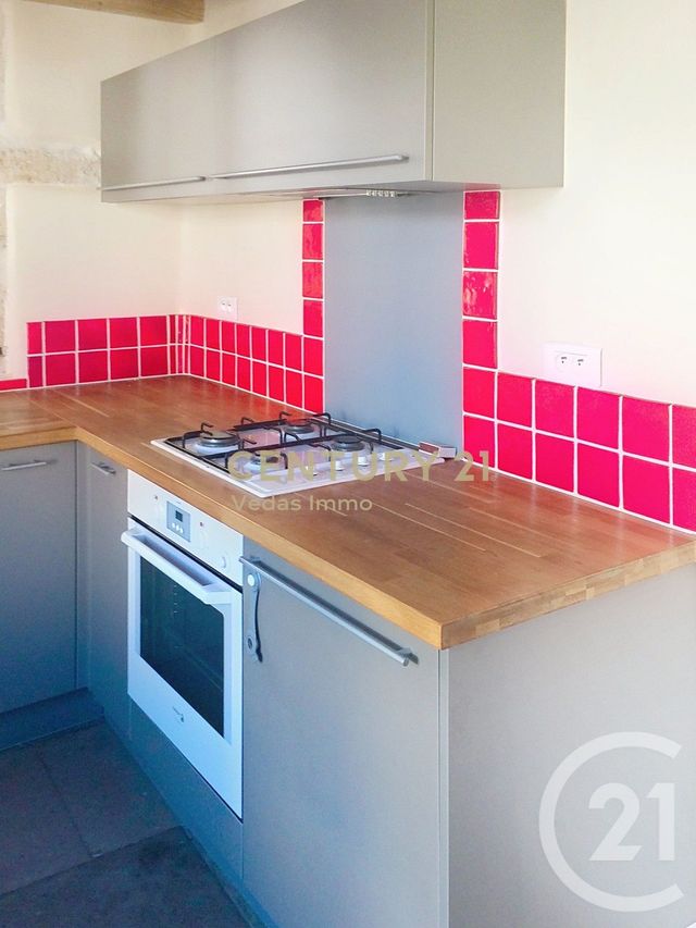 maison à louer - 3 pièces - 76.19 m2 - PIGNAN - 34 - LANGUEDOC-ROUSSILLON - Century 21 Védas Immo