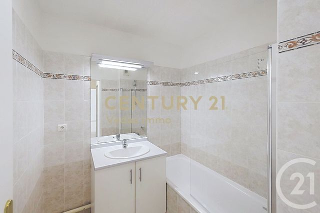 Appartement F2 à louer - 2 pièces - 52.38 m2 - LATTES - 34 - LANGUEDOC-ROUSSILLON - Century 21 Védas Immo