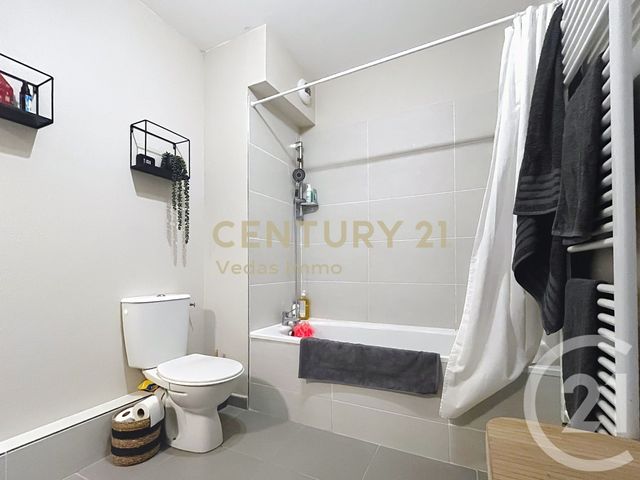 Appartement T2 à louer - 2 pièces - 44.04 m2 - MONTPELLIER - 34 - LANGUEDOC-ROUSSILLON - Century 21 Védas Immo
