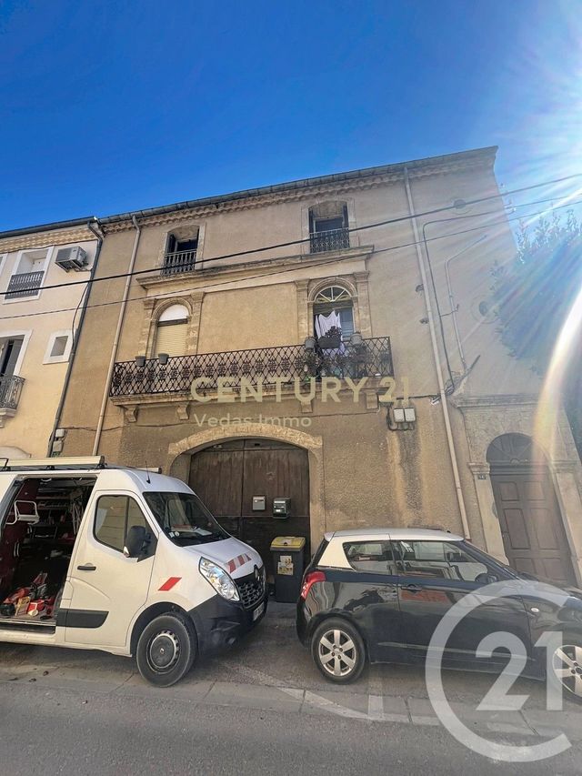 Appartement F4 à louer - 4 pièces - 107.24 m2 - GIGEAN - 34 - LANGUEDOC-ROUSSILLON - Century 21 Védas Immo