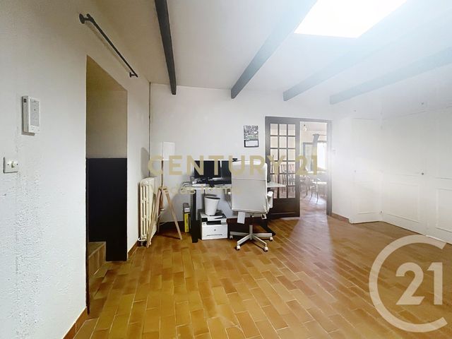 Appartement F4 à louer - 4 pièces - 107.24 m2 - GIGEAN - 34 - LANGUEDOC-ROUSSILLON - Century 21 Védas Immo