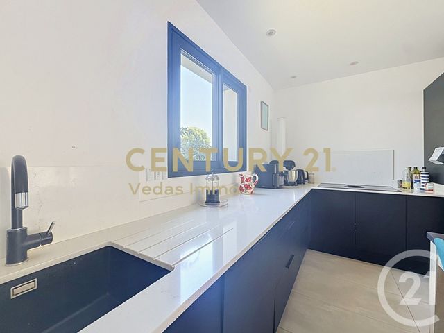maison à vendre - 5 pièces - 115.86 m2 - SAUSSAN - 34 - LANGUEDOC-ROUSSILLON - Century 21 Védas Immo