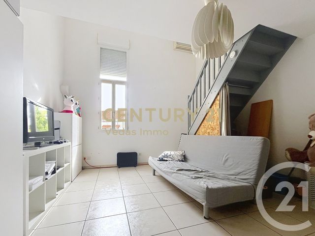Appartement Duplex à louer ST JEAN DE VEDAS