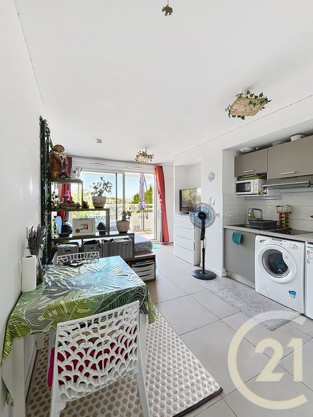 Appartement T1 à vendre - 1 pièce - 24.0 m2 - MONTPELLIER - 34 - LANGUEDOC-ROUSSILLON - Century 21 Védas Immo