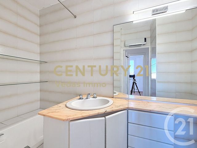 Appartement F3 à louer - 3 pièces - 73.37 m2 - MONTPELLIER - 34 - LANGUEDOC-ROUSSILLON - Century 21 Védas Immo