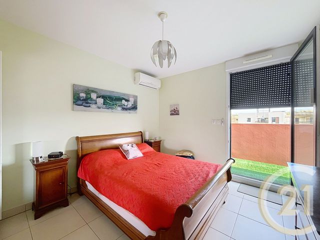 Appartement T4 à vendre - 4 pièces - 85.86 m2 - ST JEAN DE VEDAS - 34 - LANGUEDOC-ROUSSILLON - Century 21 Védas Immo
