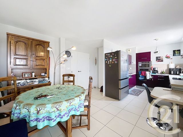 Appartement T4 à vendre - 4 pièces - 85.86 m2 - ST JEAN DE VEDAS - 34 - LANGUEDOC-ROUSSILLON - Century 21 Védas Immo