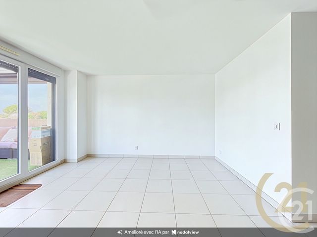 Appartement T4 à vendre - 4 pièces - 85.86 m2 - ST JEAN DE VEDAS - 34 - LANGUEDOC-ROUSSILLON - Century 21 Védas Immo