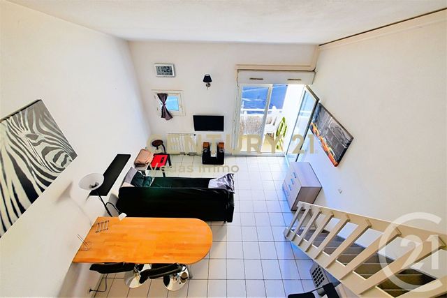 Appartement Duplex à louer - 2 pièces - 34.13 m2 - MONTPELLIER - 34 - LANGUEDOC-ROUSSILLON - Century 21 Védas Immo