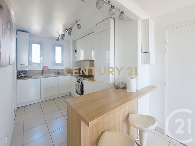 Appartement F4 à louer - 4 pièces - 78.22 m2 - MONTPELLIER - 34 - LANGUEDOC-ROUSSILLON - Century 21 Védas Immo