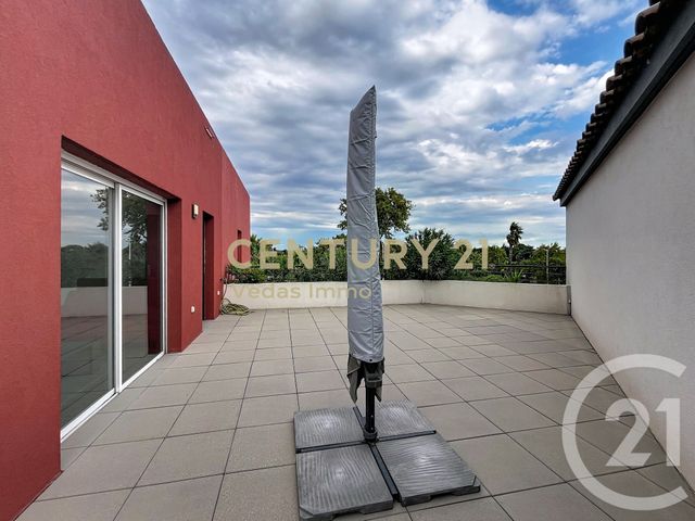 Appartement F4 à louer - 4 pièces - 79.15 m2 - VILLENEUVE LES MAGUELONE - 34 - LANGUEDOC-ROUSSILLON - Century 21 Védas Immo