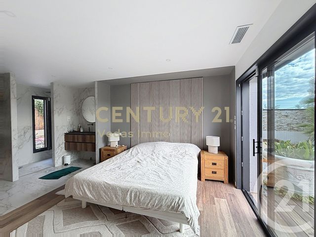 maison à vendre - 5 pièces - 164.0 m2 - SAUSSAN - 34 - LANGUEDOC-ROUSSILLON - Century 21 Védas Immo