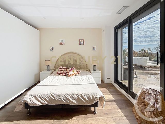 maison à vendre - 5 pièces - 164.0 m2 - SAUSSAN - 34 - LANGUEDOC-ROUSSILLON - Century 21 Védas Immo