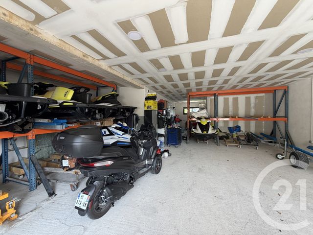 maison à vendre - 5 pièces - 164.0 m2 - SAUSSAN - 34 - LANGUEDOC-ROUSSILLON - Century 21 Védas Immo
