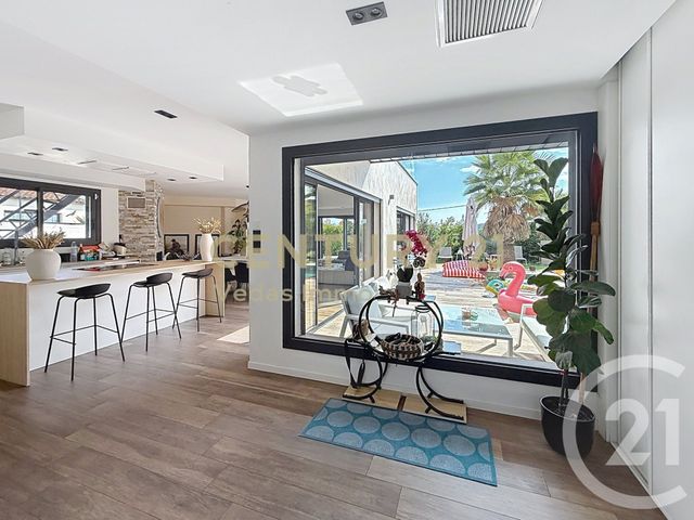 maison à vendre - 5 pièces - 164.0 m2 - SAUSSAN - 34 - LANGUEDOC-ROUSSILLON - Century 21 Védas Immo