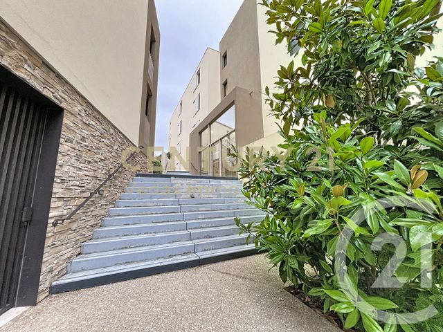 Appartement F2 à louer - 2 pièces - 42.5 m2 - ST JEAN DE VEDAS - 34 - LANGUEDOC-ROUSSILLON - Century 21 Védas Immo