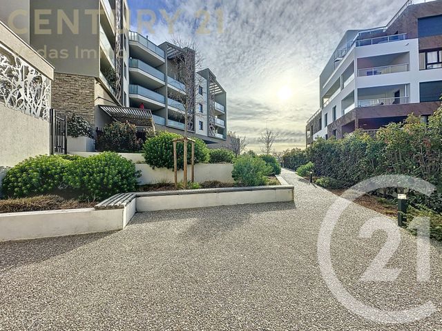 Appartement F4 à vendre - 4 pièces - 82.4 m2 - ST JEAN DE VEDAS - 34 - LANGUEDOC-ROUSSILLON - Century 21 Védas Immo