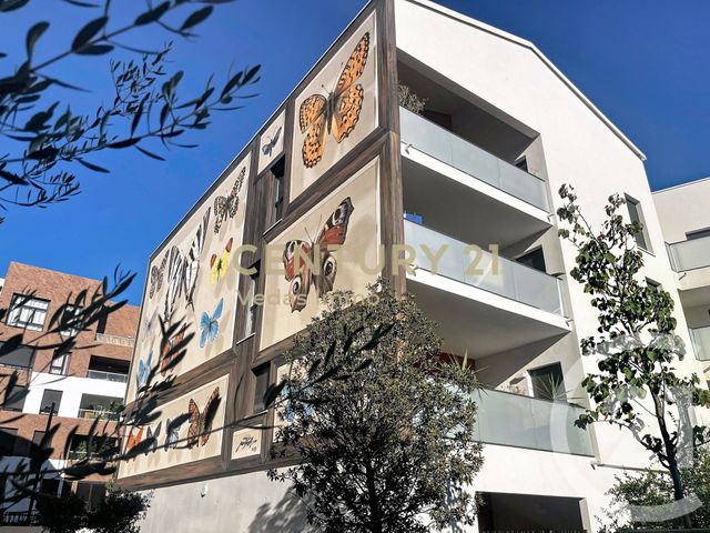 Appartement F2 à louer - 2 pièces - 45.4 m2 - ST JEAN DE VEDAS - 34 - LANGUEDOC-ROUSSILLON - Century 21 Védas Immo