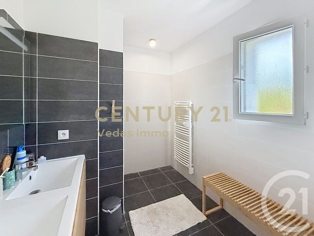 maison à vendre - 4 pièces - 102.69 m2 - GIGEAN - 34 - LANGUEDOC-ROUSSILLON - Century 21 Védas Immo