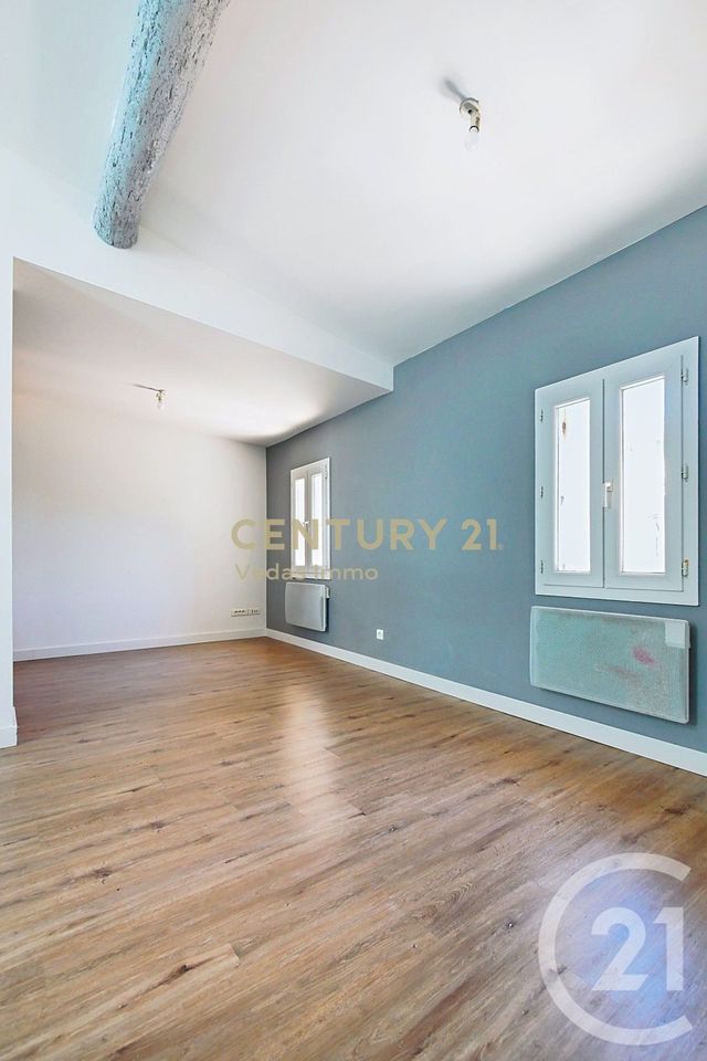 Appartement F4 à louer - 4 pièces - 72.35 m2 - PIGNAN - 34 - LANGUEDOC-ROUSSILLON - Century 21 Védas Immo