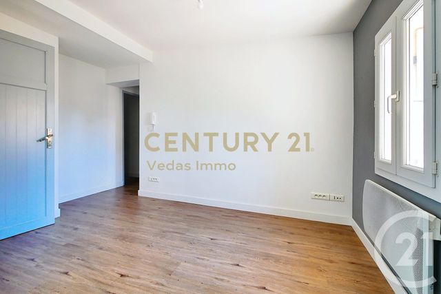 Appartement F4 à louer - 4 pièces - 72.35 m2 - PIGNAN - 34 - LANGUEDOC-ROUSSILLON - Century 21 Védas Immo