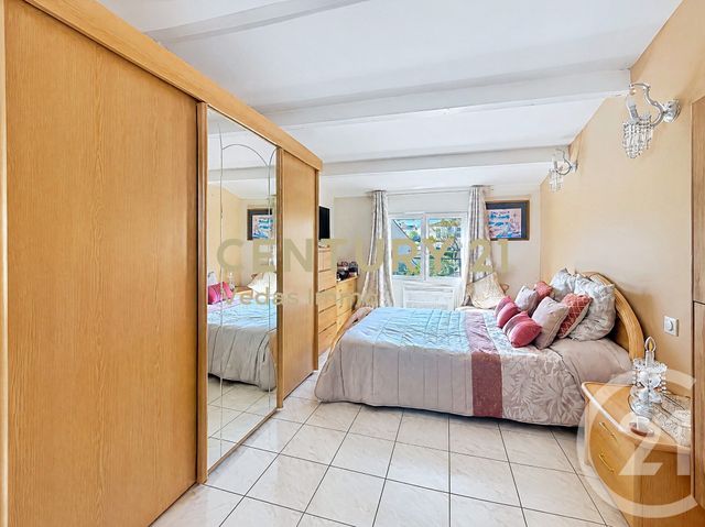 maison à vendre - 6 pièces - 125.8 m2 - GIGEAN - 34 - LANGUEDOC-ROUSSILLON - Century 21 Védas Immo